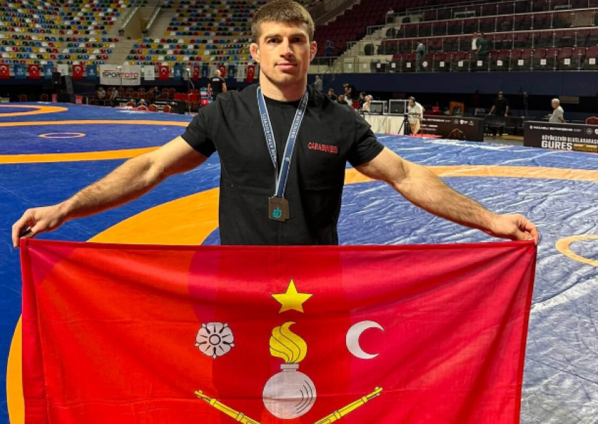 Молдавский борец Василий Дьякон стал чемпионом международного турнира в Турции