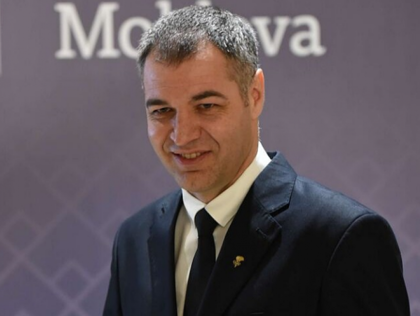 Цыку готов сделать румына Бэсеску премьер-министром Молдовы