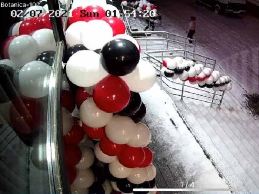 В Кишиневе ищут хулиганов, испортивших открытие нового кафе на Ботанике