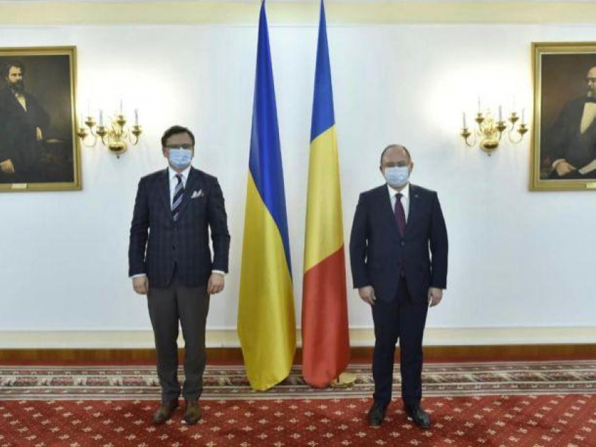 «Нахальная просьба» - министр иностранных дел Румынии потребовал от Украины признать «несуществование молдавского языка»