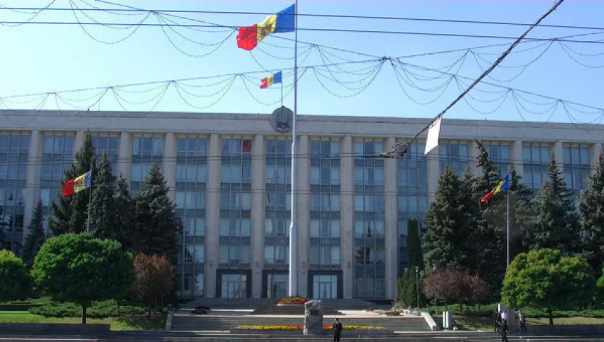 Правительство не запланировало проведение выставки военной техники США в Кишиневе 9 мая 