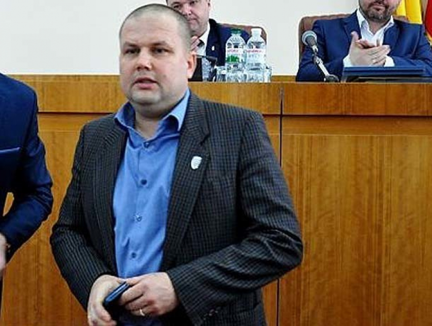 Украинский депутат выстрелил себе в грудь из карабина после звонка матери 