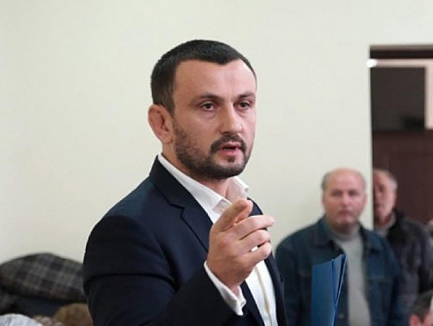 Депутат пообещал взять в руки автомат в случае объединения с Румынией 