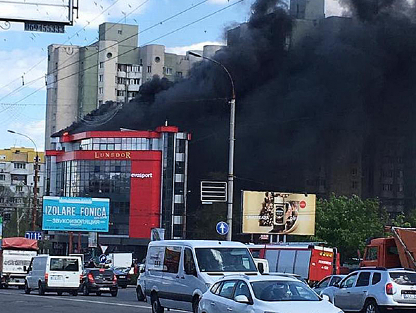 Лишить лицензии ресторан в сгоревшем торговом комплексе потребовала Раду 