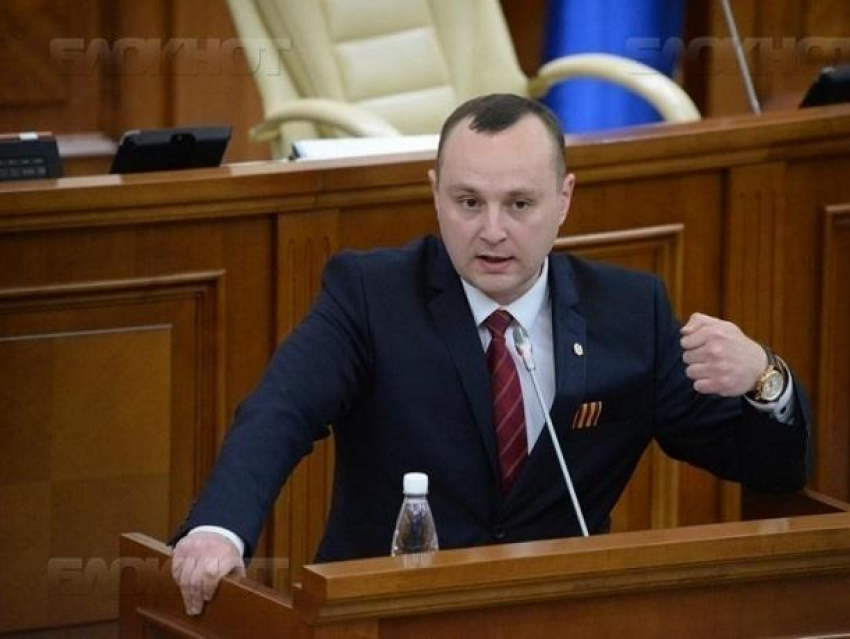 Батрынча – о срыве заседания парламента: фарс, организованный на государственные деньги