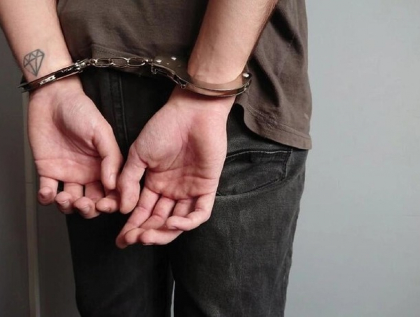 В России на 18 и 20 лет осудили наркоторговцев из Молдовы