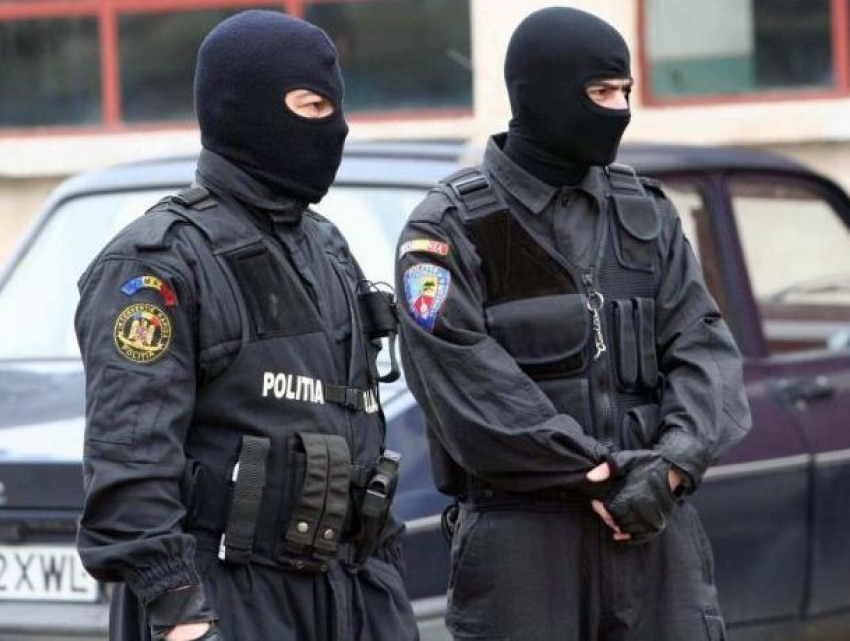 Обыски в Агентствах публичных услуг проходят на севере Молдовы