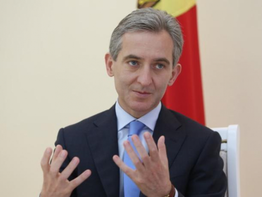 Юрие Лянкэ прокомментировал ситуацию с 50 тысячами евро и дипломатическим паспортом