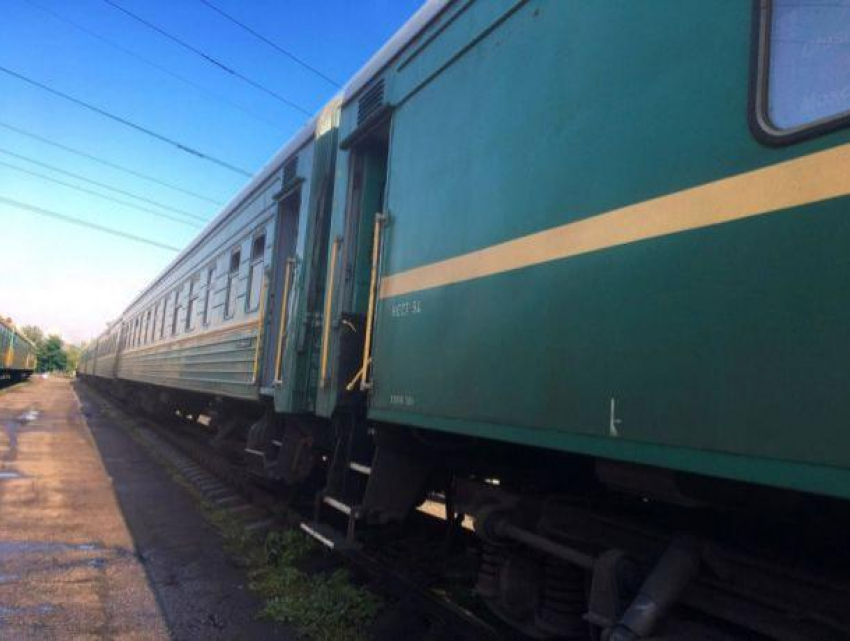 Массовая контрабанда в исполнении проводников в поезде Москва-Кишинев - незаконный груз на 150 тысяч леев
