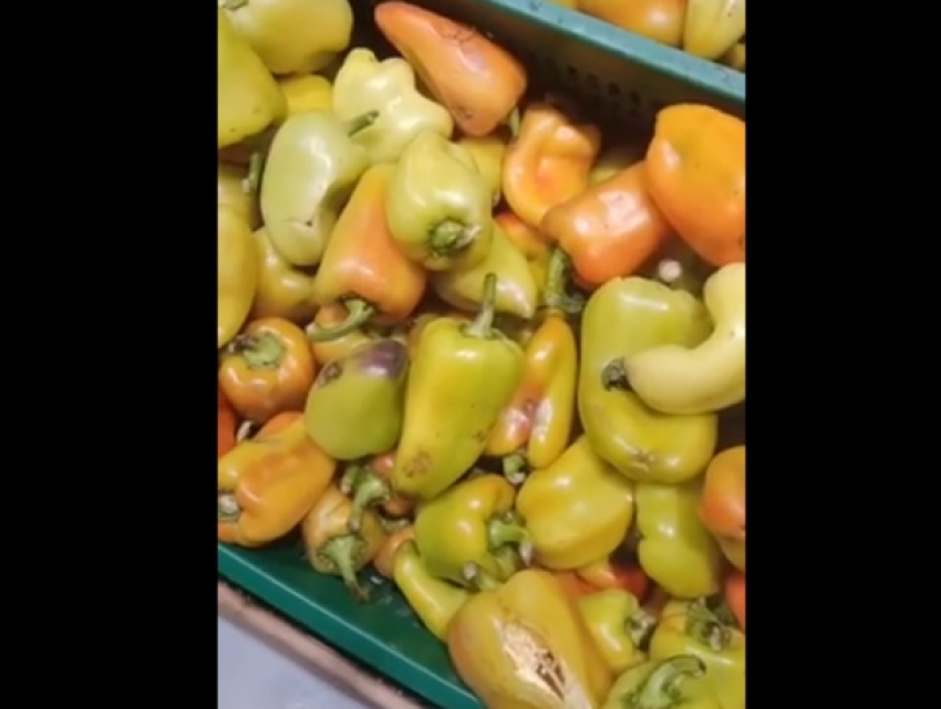 Супермаркеты Молдовы саботируют местные овощи и фрукты