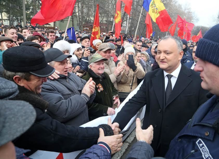 Опрос: Граждане Молдовы испытывают к президенту страны Игорю Додону беспрецедентное доверие 