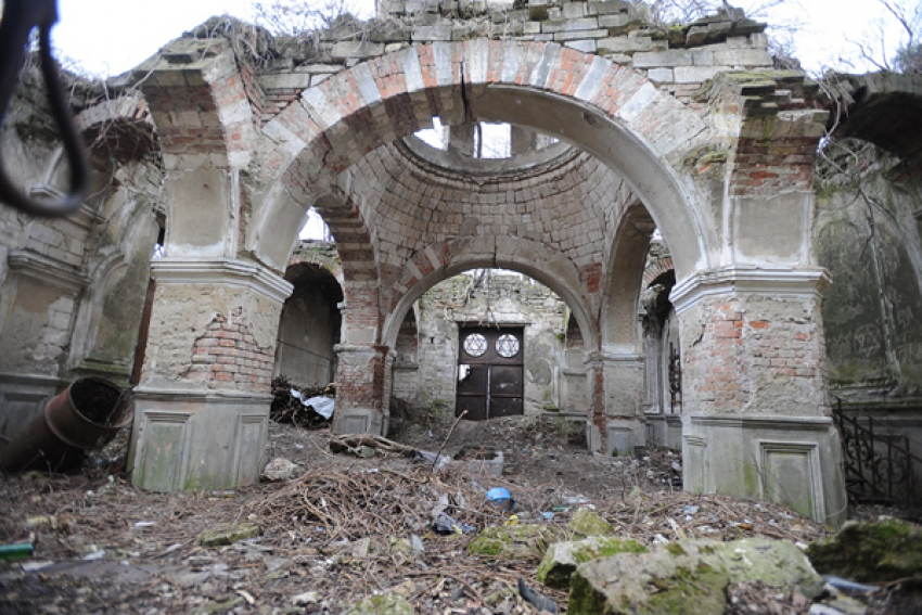 Скандал на Еврейском кладбище Кишинева: муниципальным службам преградили вход
