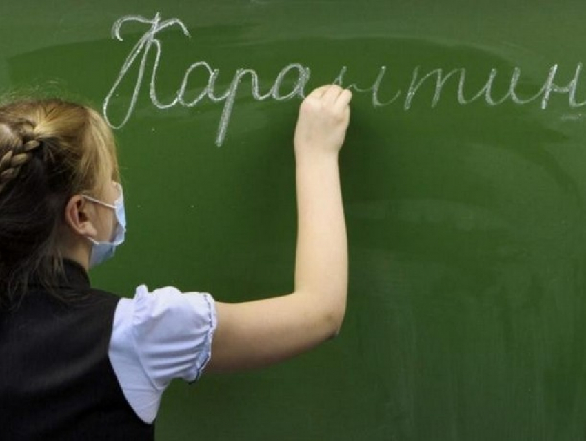 Президент рассказал, когда откроются школы и университеты в Молдове 