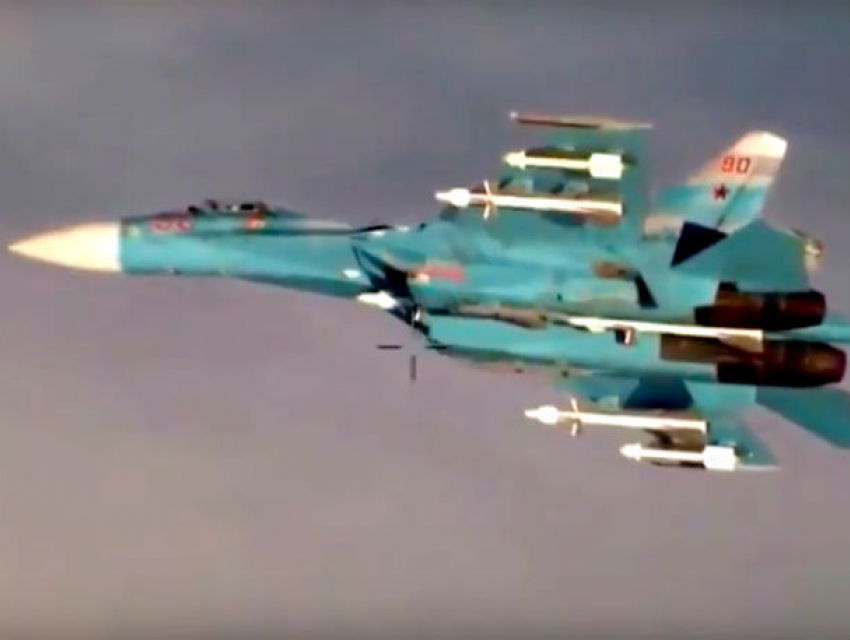 Опасное сближение истребителя НАТО с самолетом министра обороны России сняли на видео