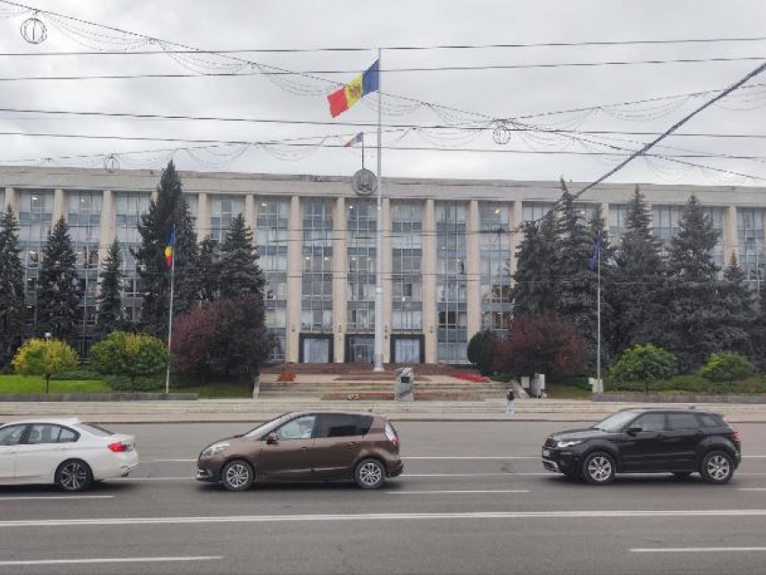 Европейский политолог: поспешное вступление Молдовы в ЕС ставит под угрозу развитие страны