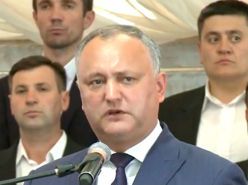 Молдова не будет дружить с Западом против России и братского народа, - президент