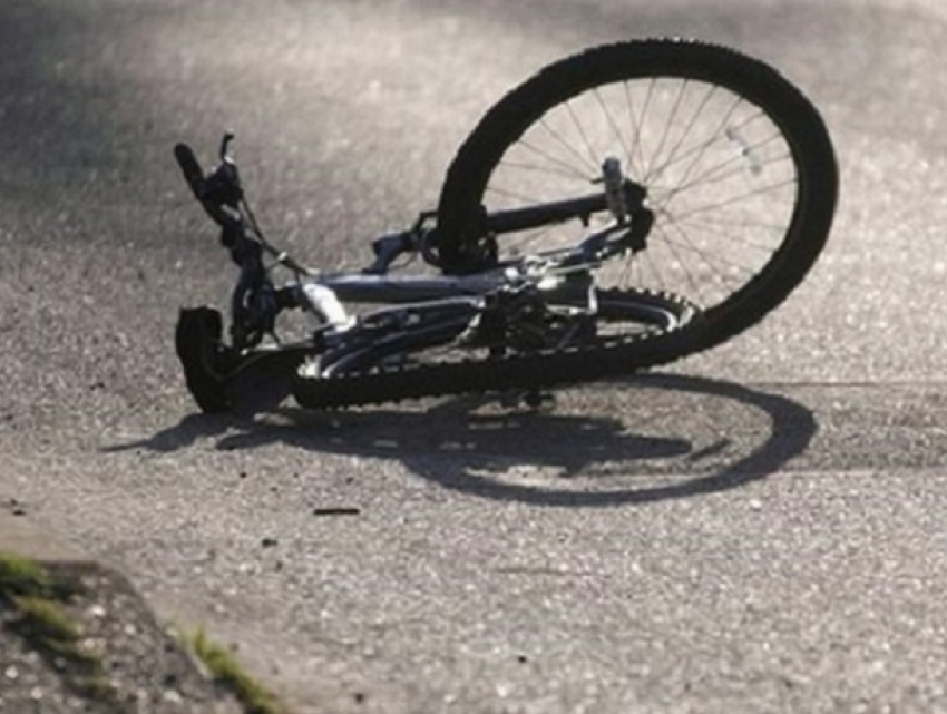 «Не повезло» - в Кэлэрашь скончался 47-летний мужчина, упавший с велосипеда