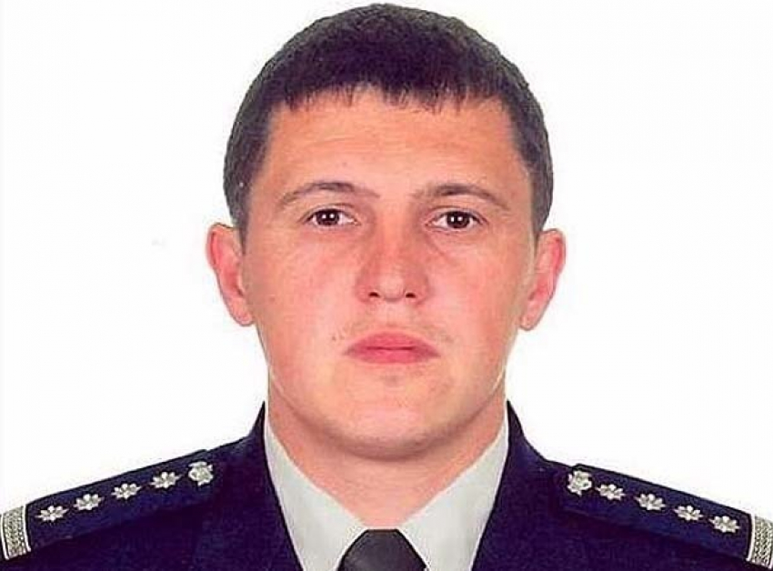 В страшной аварии в Теленештах погиб полицейский