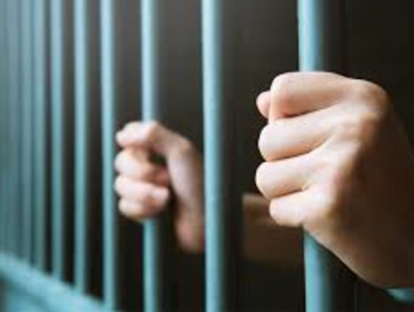 Охранника в Кишиневе посадили на три года за жестокое избиение человека