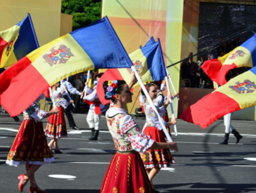 Главы Италии, Франции, Китая и других стран поздравили Молдову