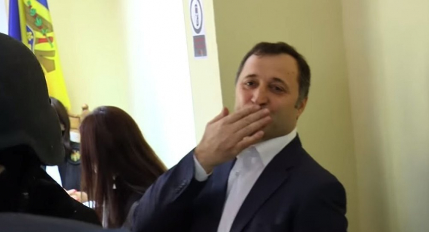 Влад Филат лишён мандата депутата