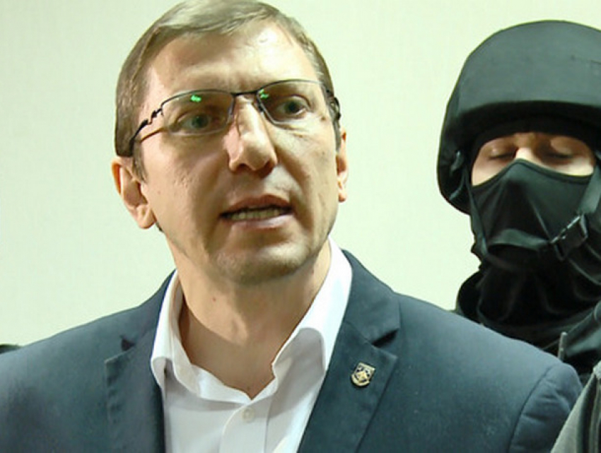 Экс-глава Антикоррупционной прокуратуры Виорел Морарь предстанет перед судом  