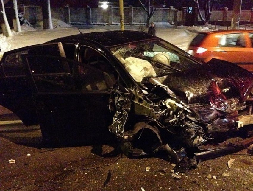 Пассажир Mercedes погиб в жутком столкновении в Кишиневе