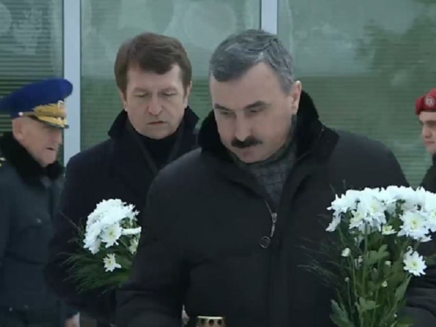 Молдавские полицейские почтили память геройски погибшего французского жандарма
