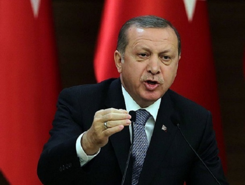 Эрдоган обсудит в Кишиневе высылку из Молдовы граждан Турции