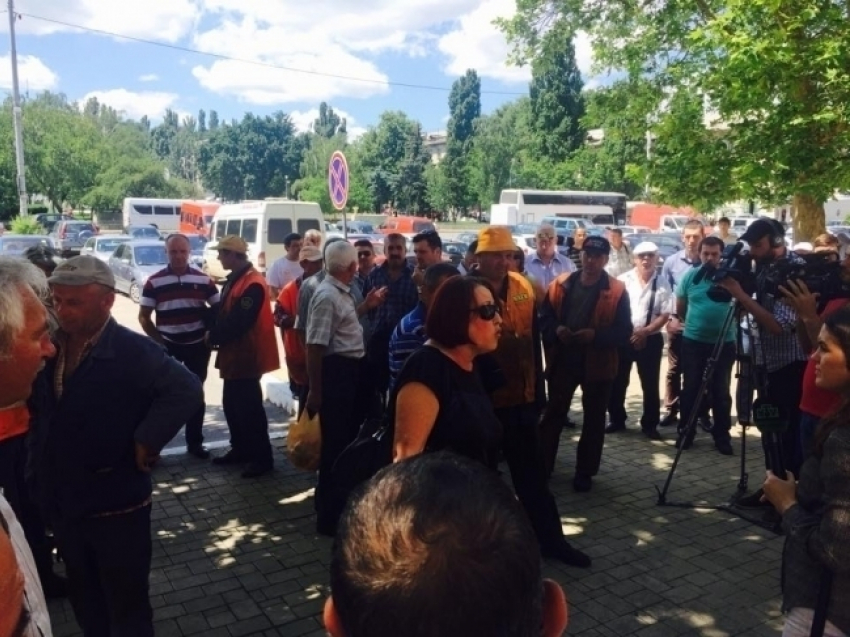 Сотрудники «Железных дорог Молдовы» организовали акцию протеста 