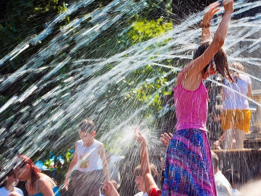Жителей Молдовы ждет очень жаркая неделя: погода на среду 