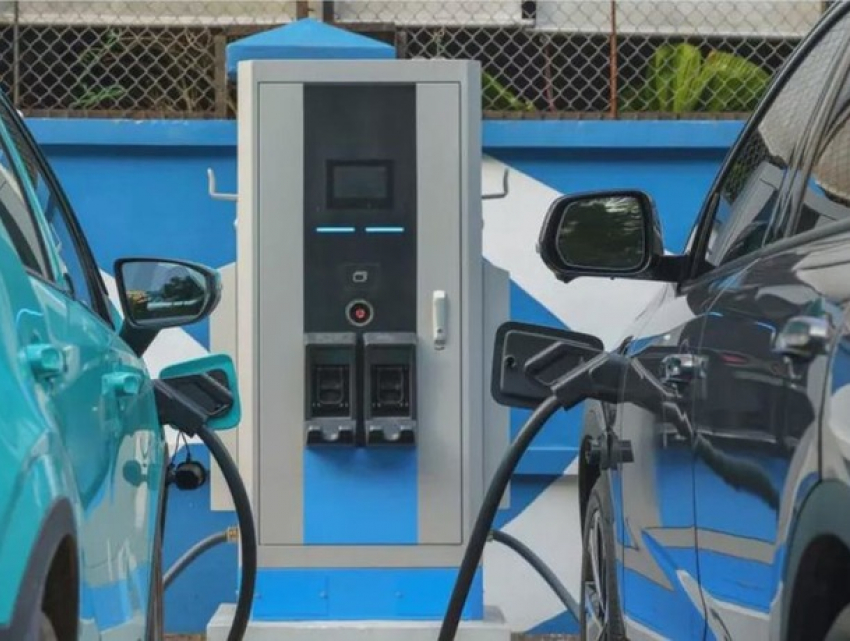 Электромобили больше не освобождены от дорожного сбора