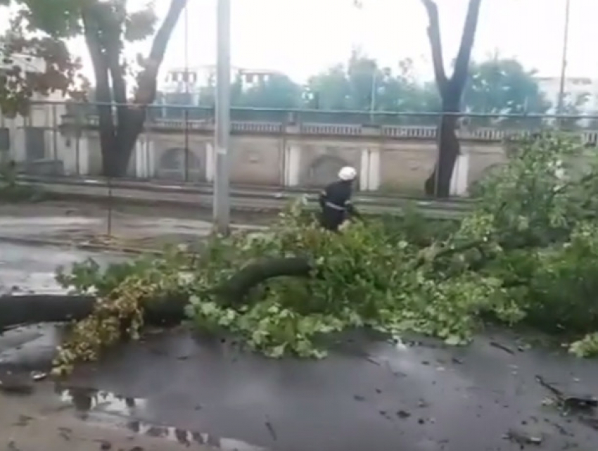 Жуткие последствия «апокалипсиса» в Молдове: пострадавшие люди, города и села