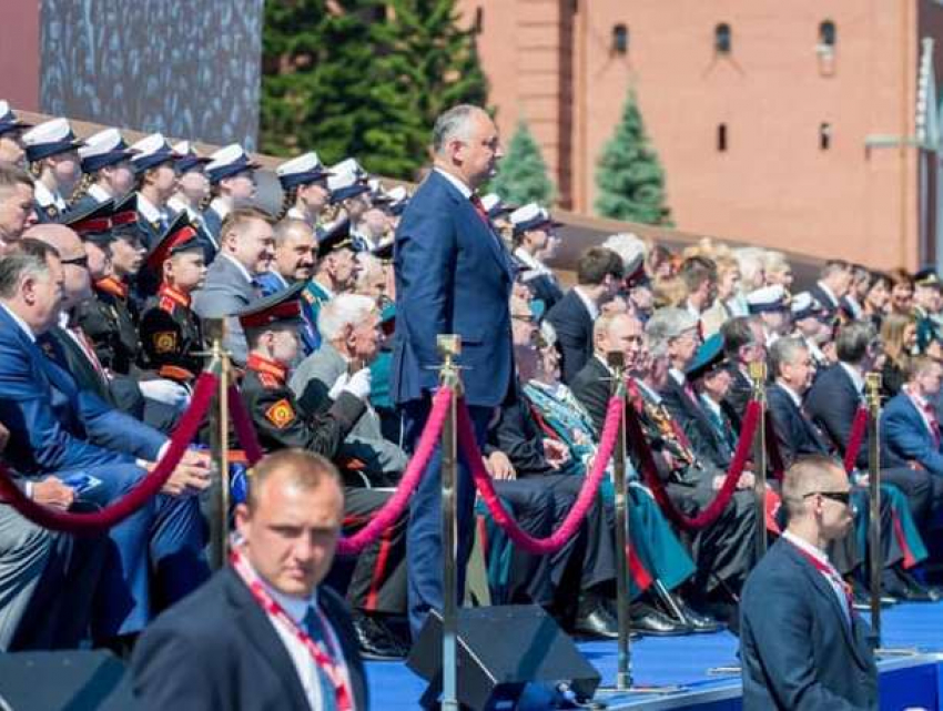 Парад Победы в Москве: президент Молдовы рассказал, как это было 