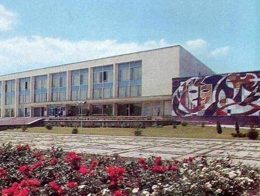 Уничтожению памятников способствуют правоохранители, покрывающие чиновников, - Односталко