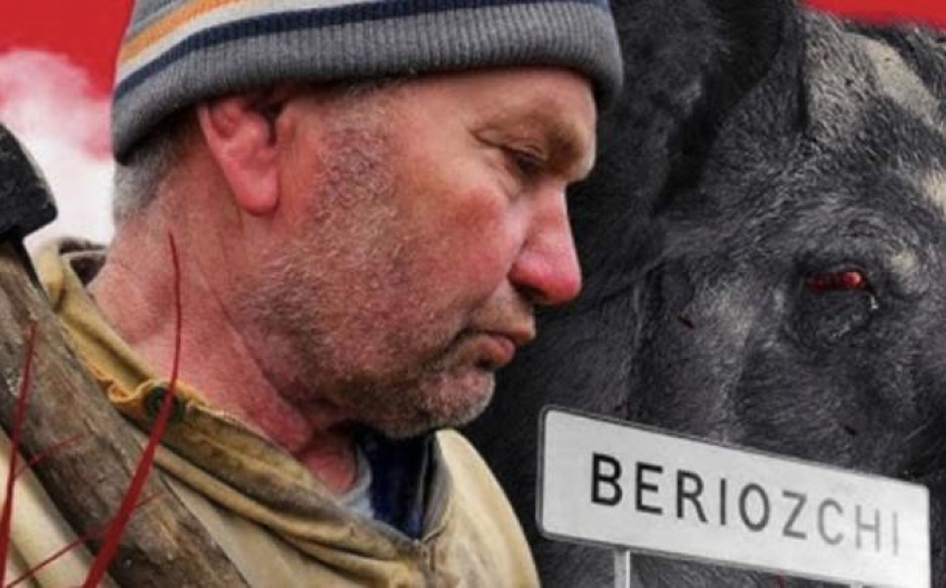 «Тащил раздетым по снегу»: соседи раскрыли прошлое фермера, подозреваемого в убийствах