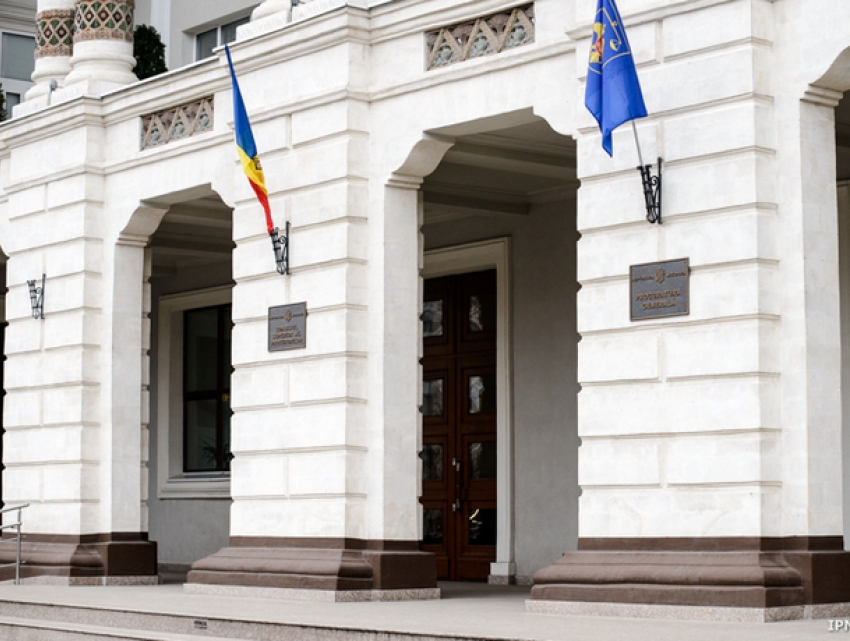 Прокуратура напомнила депутату Платформы DA о конституционном принципе разделения властей 