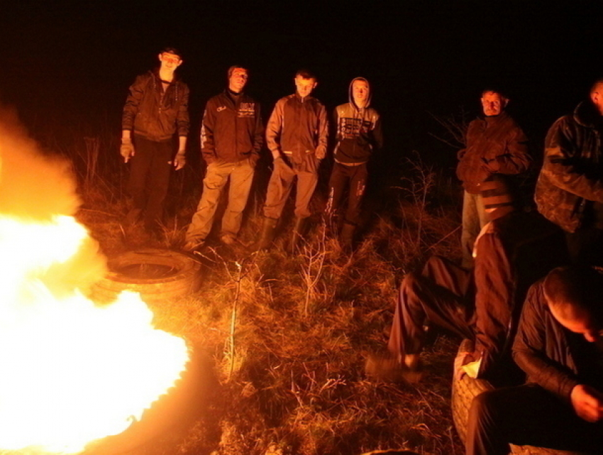 Жителей столицы предупредили о наказании на сжигание шин в пасхальную ночь