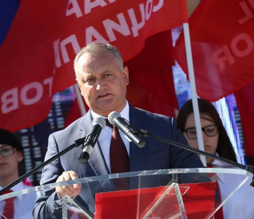 Додон: Единственный шанс спасти страну - выбрать государственника на должность президента 