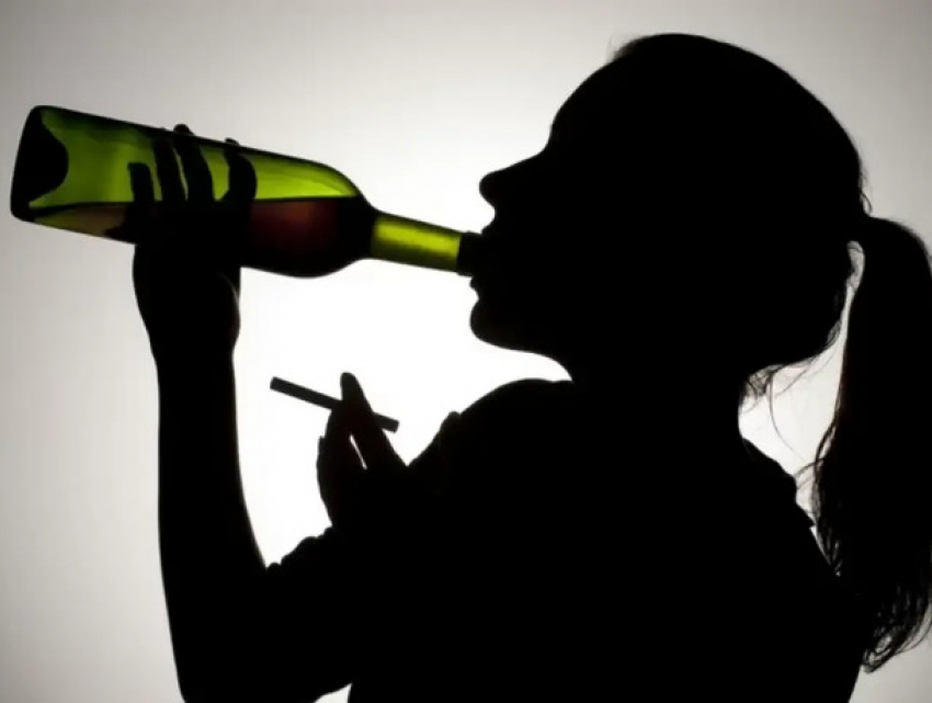 В Тирасполе 17-летняя девушка едва не погибла после тяжелой алкогольной интоксикации