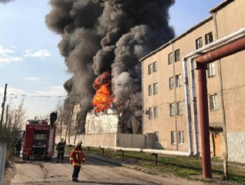 Пожар на Каля Басарабией начался из-за банального сигаретного окурка