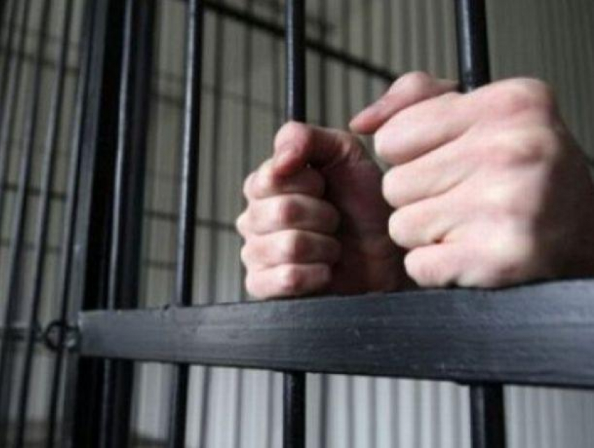 Женщину из Старых Дубоссар приговорили к 14 годам тюремного заключения за попытку убийства сожителя