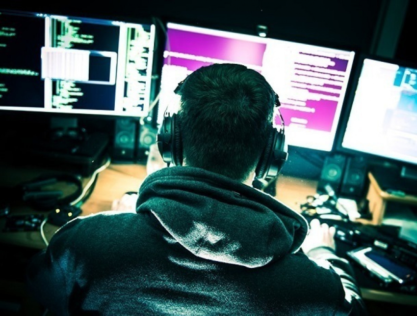 Хакер из Молдовы по кличке Onassis в составе кибербанды нанес ущерб США на полмиллиарда долларов