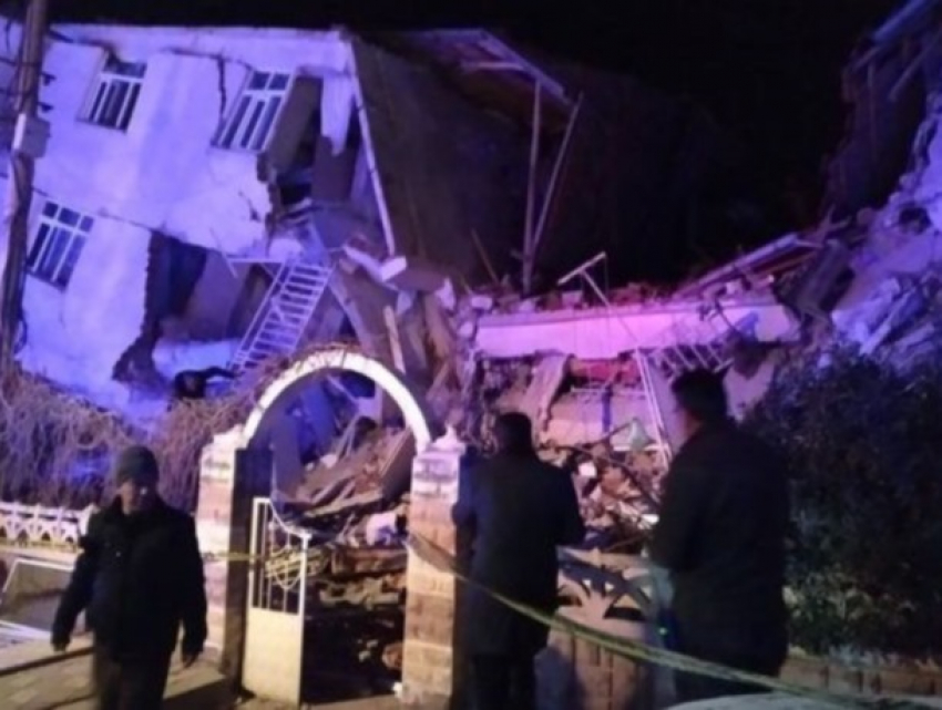 Землетрясение произошло на востоке Турции - есть погибшие