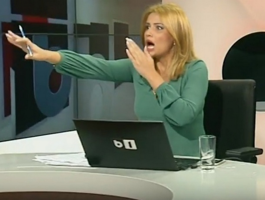 Драка «ногами и кулаками» румынских политиков в прямом эфире испугала телеведущую 