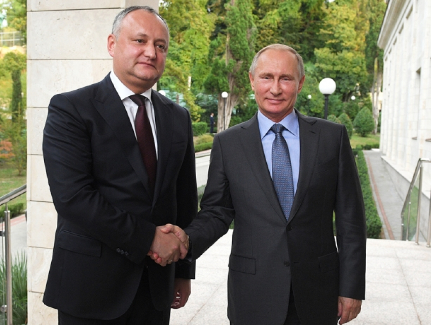 Додон: Путин войдет в историю как миротворец