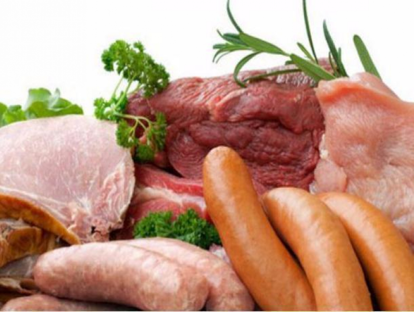 О массовых проверках молдавских производителей мяса и колбасы объявило ANSA