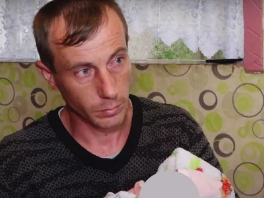 В Молдове женщина родила 5-го ребенка и умерла