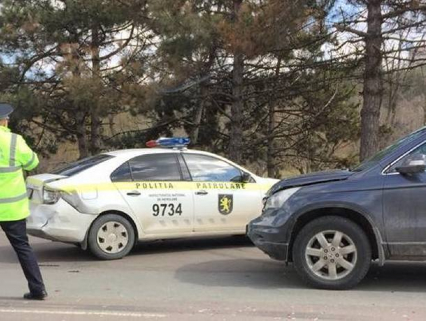 Авария с участием автомобиля патрульной полиции произошла в столице