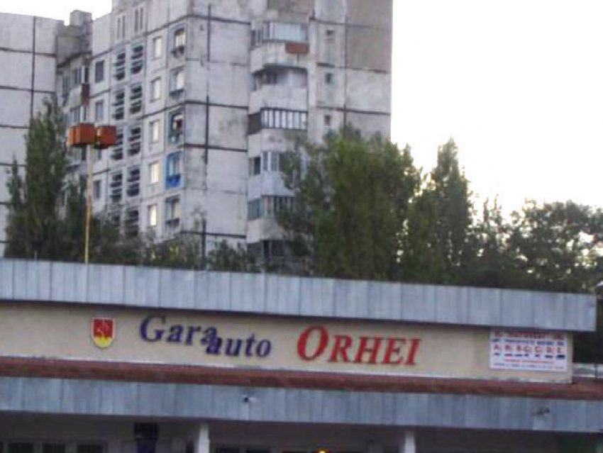 Диспетчера и женщину-кассира автовокзала Оргеева задержали по громкому делу о коррупции 